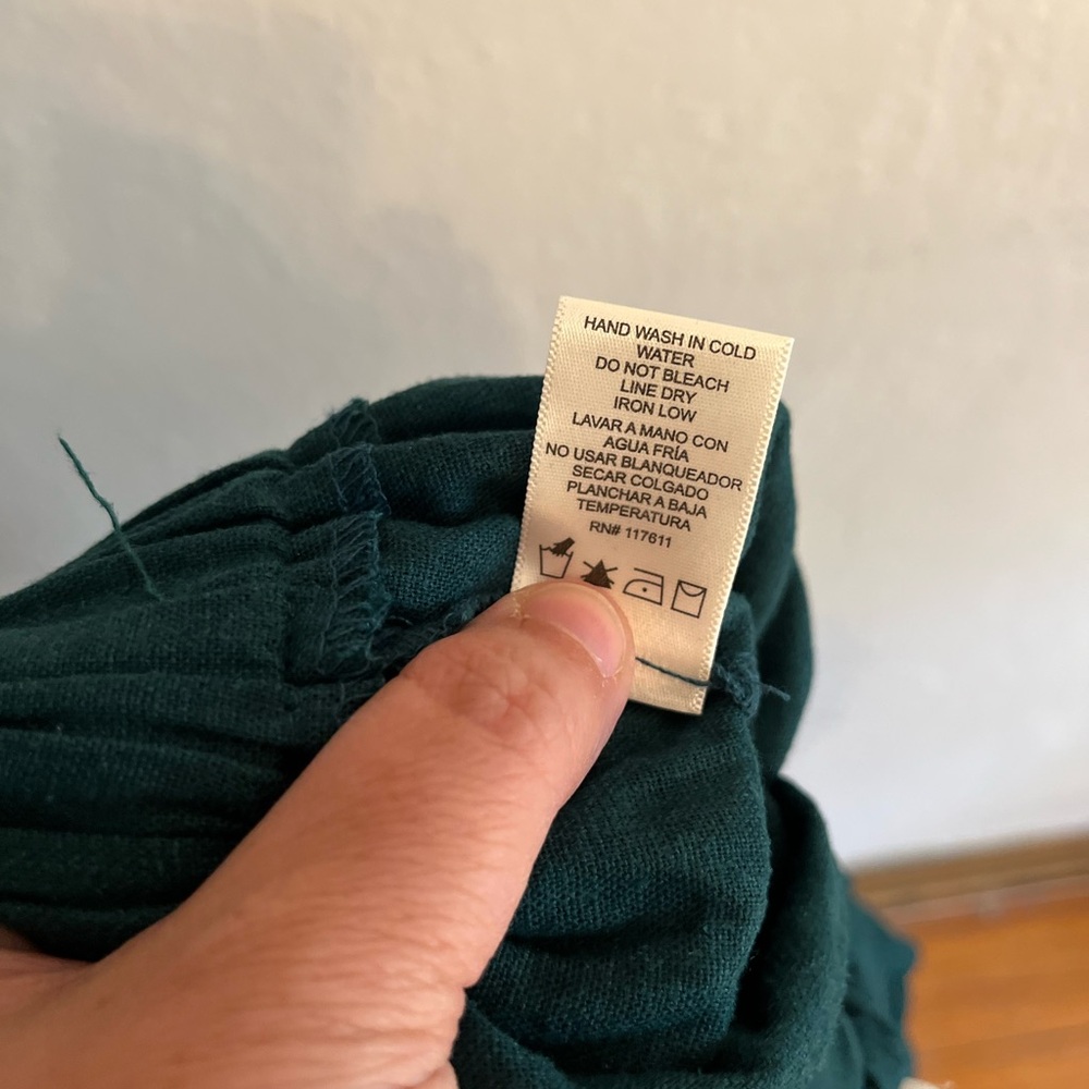 3/$20 Have Los Angeles Green Linen Blend Paperbag Shorts Large (Best For Medium) - Picture 6 of 6
